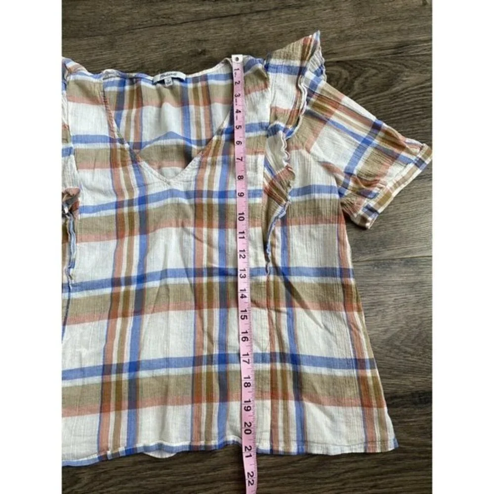 EUC Womens Madewell V‎ Neck Shoulder Ruffle Top In Plaid Short Sleeve Size L